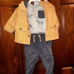 Khaki color jacket and jean jogger  Outfit Set 3-6 months